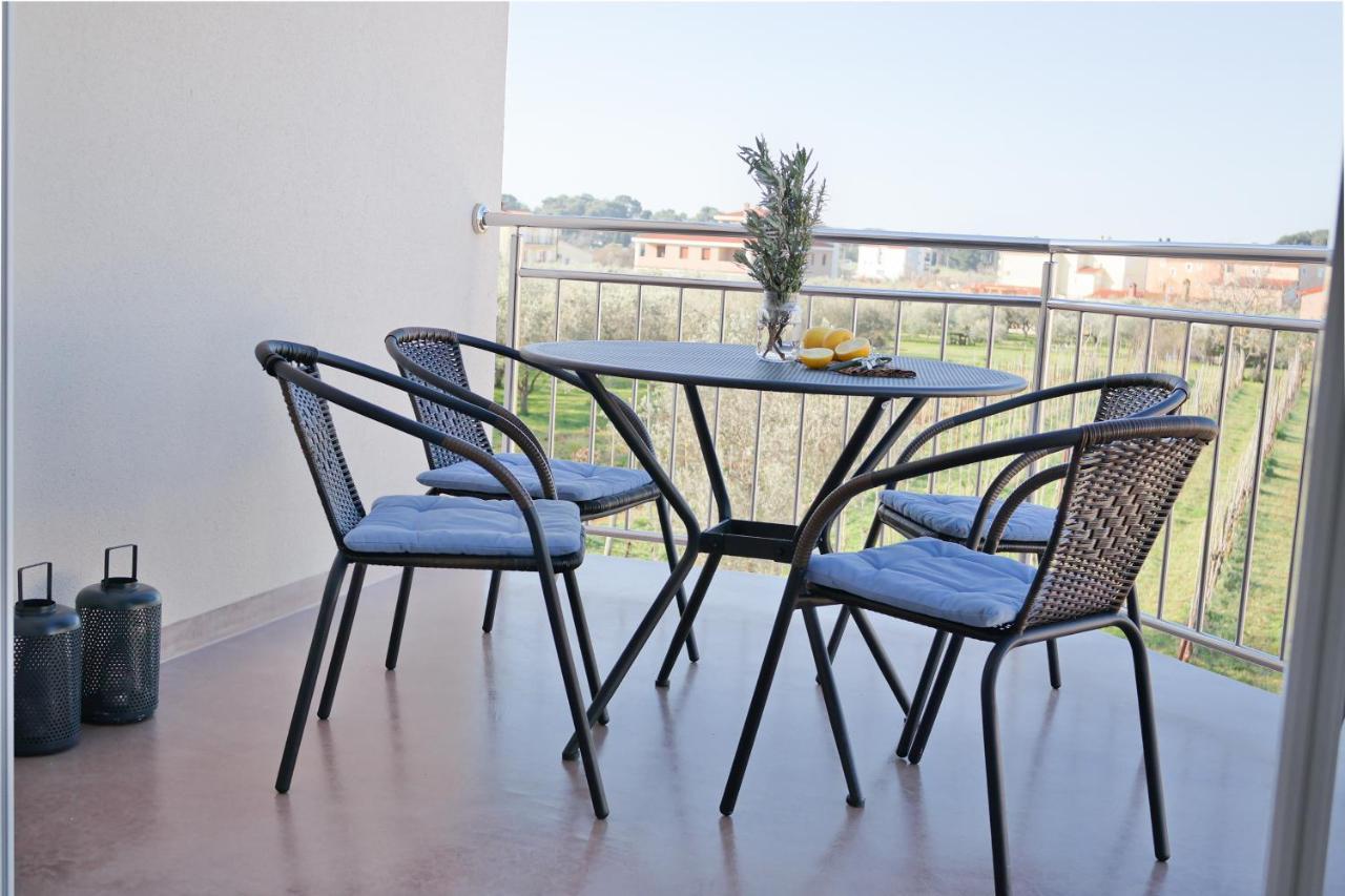 Karbonaca Apartments Фажана Экстерьер фото